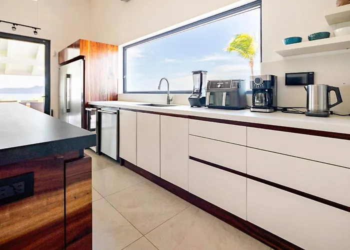 Villa Beachfront Cliff 300 Degrees Ocean Views, Pool And Jacuzzi Playa Flamingo