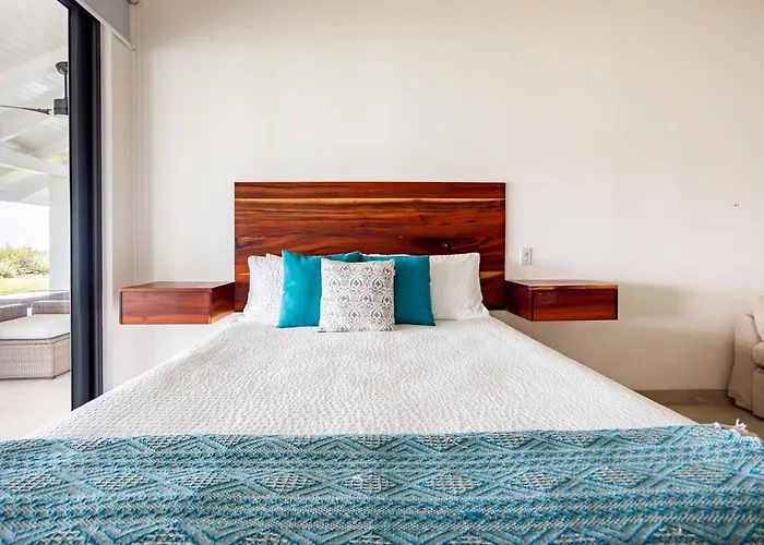 Villa Beachfront Cliff 300 Degrees Ocean Views, Pool And Jacuzzi