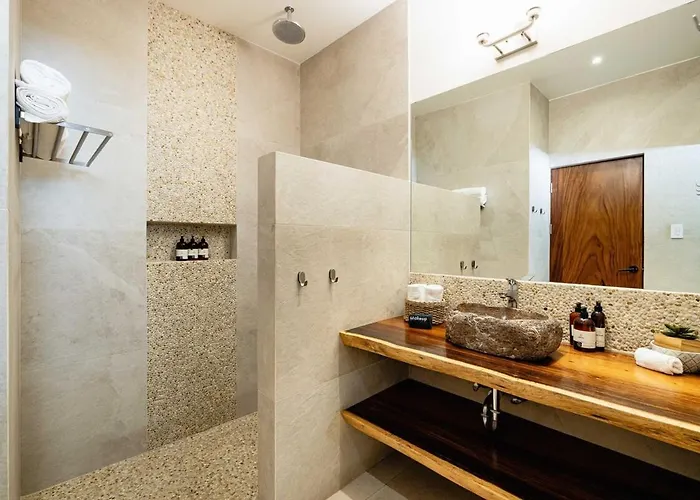 Villa Beachfront Cliff 300 Degrees Ocean Views, Pool And Jacuzzi