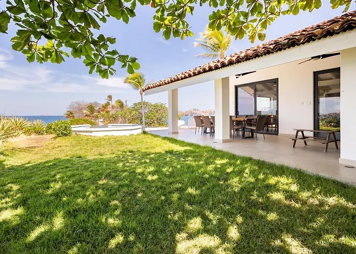 Villa Beachfront Cliff 300 Degrees Ocean Views, Pool And Jacuzzi Playa Flamingo