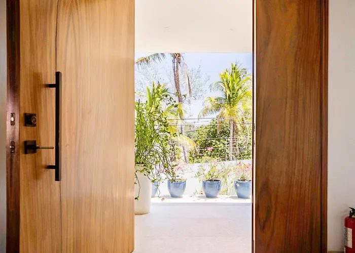 Villa Beachfront Cliff 300 Degrees Ocean Views, Pool And Jacuzzi